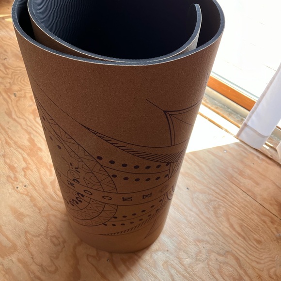 Yoloha yoga mat - Picture 2 of 2